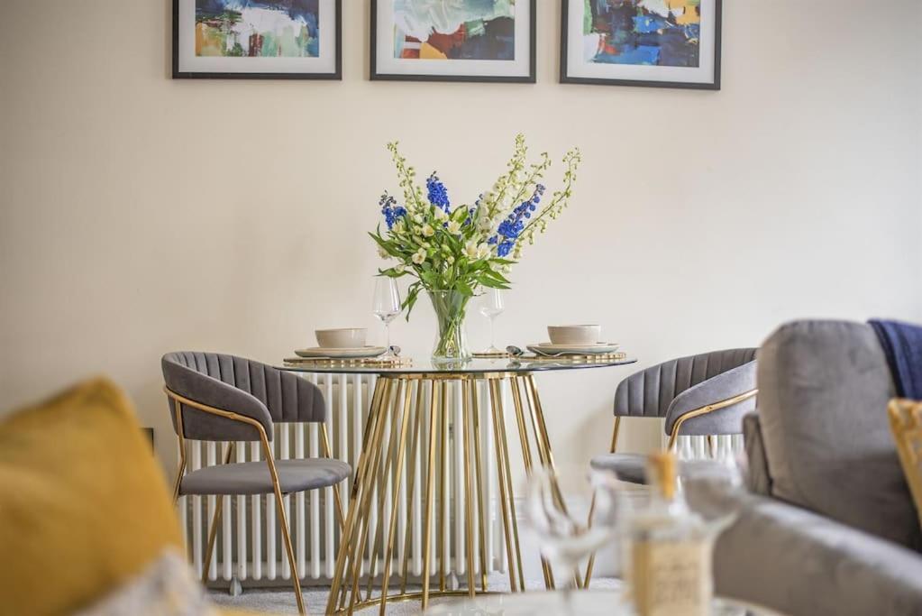 Rowntree One - Stunning Apartment- Grade II Listed York Zewnętrze zdjęcie